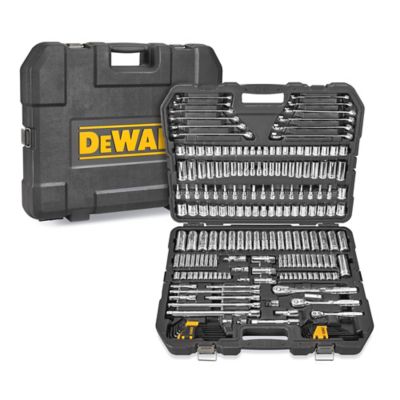 DeWalt 204 Piece Tool Set