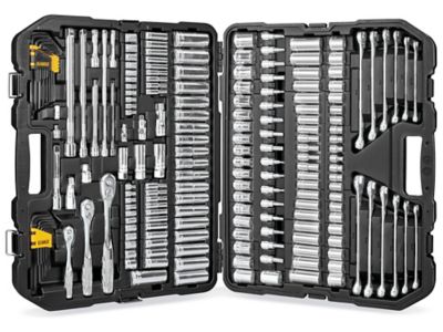 DeWalt DWMT75049 192-Piece Mechanics Tool Set