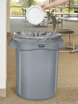 Rubbermaid Brute 32 Gal. Gray Trash Can - White Cap