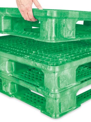Plastic Pallets stackable 48X40 Freight Available READ DESCRIPTION