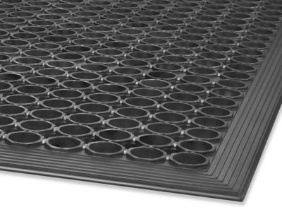 Scraper Entry Mat - 4 x 8', Black - ULINE - H-1701