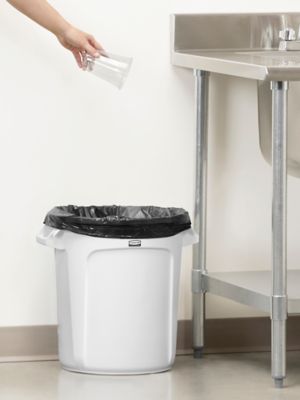 Rubbermaid, Brute Trash Can White 17 x 16 - 10 Gallon