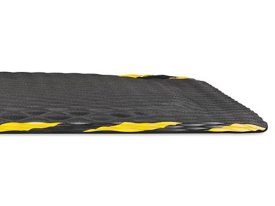 HUBERT® Charcoal Nitrile PVC Foam Cushion Max Anti-Fatigue Mat - 5'L x 3'W  x 5/8H