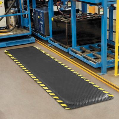 Hog Heaven&reg; Nitrile Mat - 7/8" thick, 3 x 12' H-3116