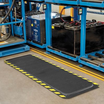 Hog Heaven&reg; Nitrile Mat - 7/8" thick, 3 x 8', Black/Yellow H-4487B/Y