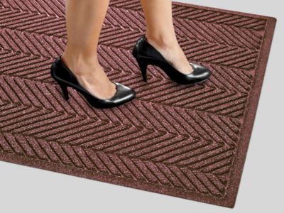 Waterhog&reg; Elite Carpet Mat - 4 x 10', Burgundy H-6530BU