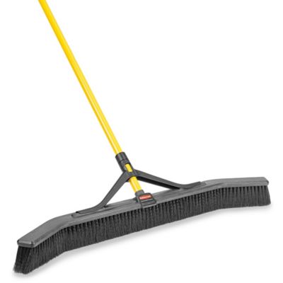 Rubbermaid Maximizer Push-to-Center Broom 36 Black/Yellow