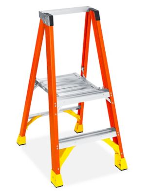 Fiberglass Platform Ladder - 12' Overall Height H-4135 - Uline