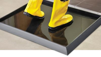 Sanitizing footbath mats in stock uline