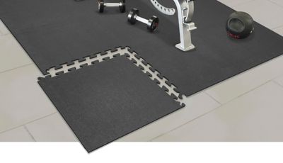 Dalles de gymnase en caoutchouc