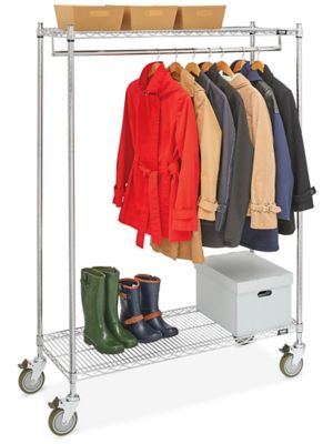 Support à vêtements en fil de métal