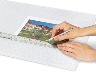 Brewer Sewing - Olfa Cutting Mat Display 30in x 44in x 15in