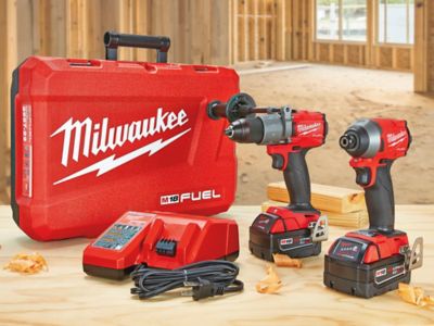 Kit de cargador (18V/12V) y batería M18 Redlithium para equipos Milwaukee