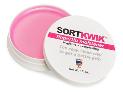 Fingertip Moistener