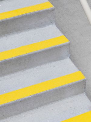 3M 630 SAFETY-WALK<sup><small>MC</small></sup>
