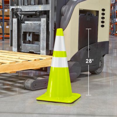 Cono Traffico Verde Lime 28 Pollici &ndash; Xpose Safety &ndash; Doppio Collare Riflettente &ndash; Confezione Da 1
