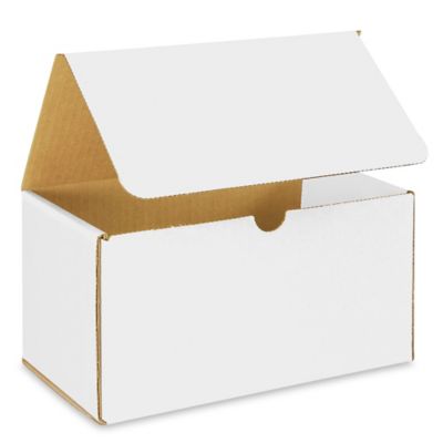 9 x 5 x 5" White Indestructo Mailers S-13367