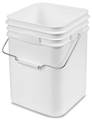  4 Gallon Square Bucket with Lid & Plastic Handles, Food Storage  Pail, Heavy Duty & Durable, HPDE BPA Free (1) : Home & Kitchen