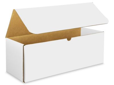 17 x 6 x 6" White Indestructo Mailers S-15103