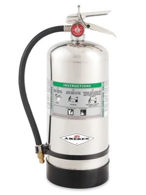 Grease fire deals extinguisher