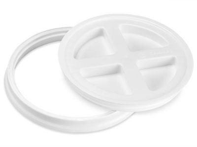 Total Solution® Small Rectangle Plastic Lid with Green Seal