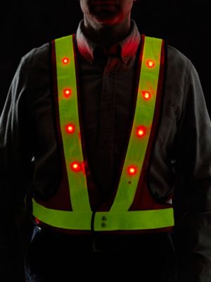 heyReflect LED HIGH VISIBILITY ADULT VEST Weste