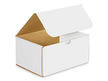 8 x 6 x 4" White Indestructo Mailers S-3697