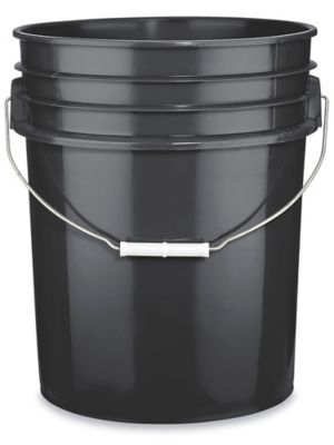 5 Gallon Black Regrind Plastic Pail, Metal Handle