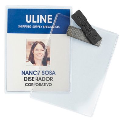 Gafetes y Tarjetas de Identificación