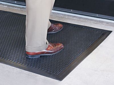 Restaurant Floor Mats, Bar Mats, Bar Floor Mats in Stock - ULINE