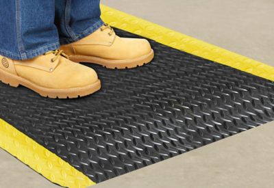 Diamond Plate Mats