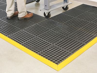 Anti-Fatigue Mat - 5/8 Thick, 4 x 16', Black - ULINE - H-2026