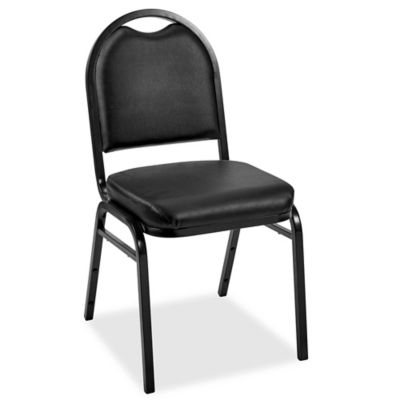 Chaises de banquet empilables