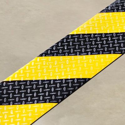 Traction Deluxe Safety Tape