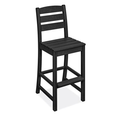 Mobilier de terrasse à hauteur de bar