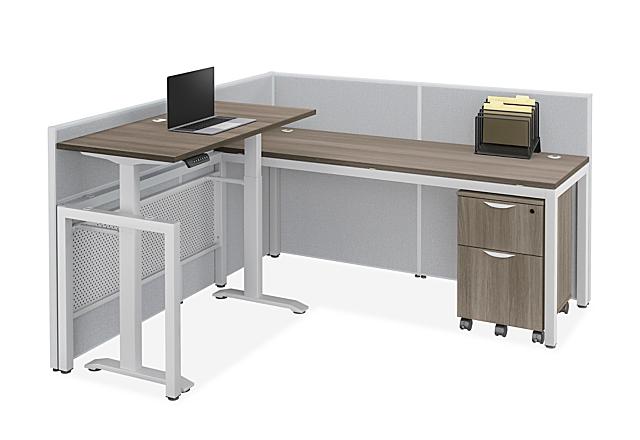 Single Row Adjustable Height Privacy Workstations