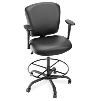 Tabourets de travail pour tailles fortes et élancées