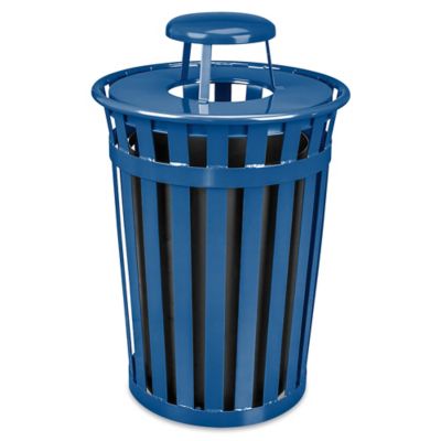 Poubelles de cour