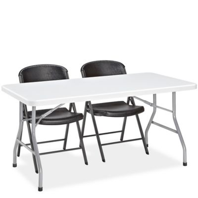 Tables et chaises pliantes
