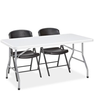 Tables et chaises pliantes