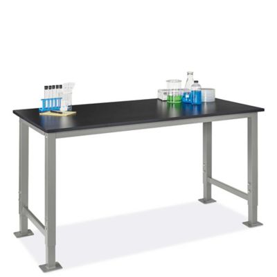 Établis de laboratoire