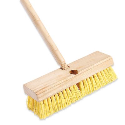 Brosses à récurer pour terrasses