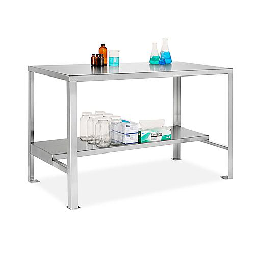 SALLE BLANCHE ET LABORATOIRE
